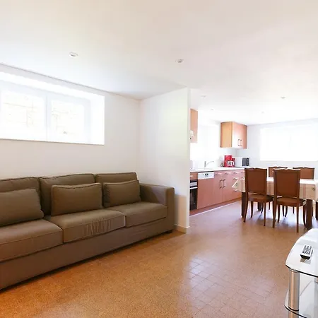 - Chez Alice Apartment